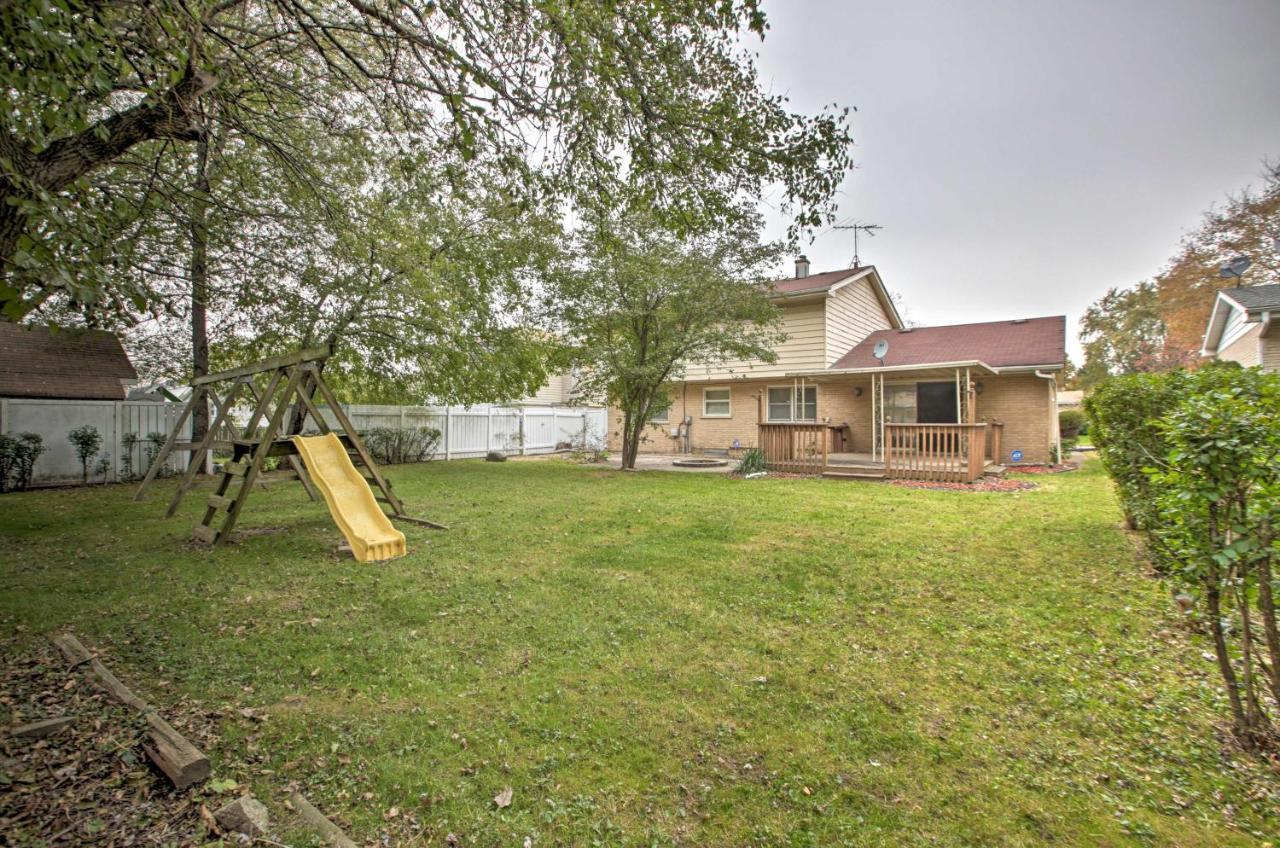 Home With Yard And Patio About 30 Mi To Downtown Chicago Matteson Exterior photo